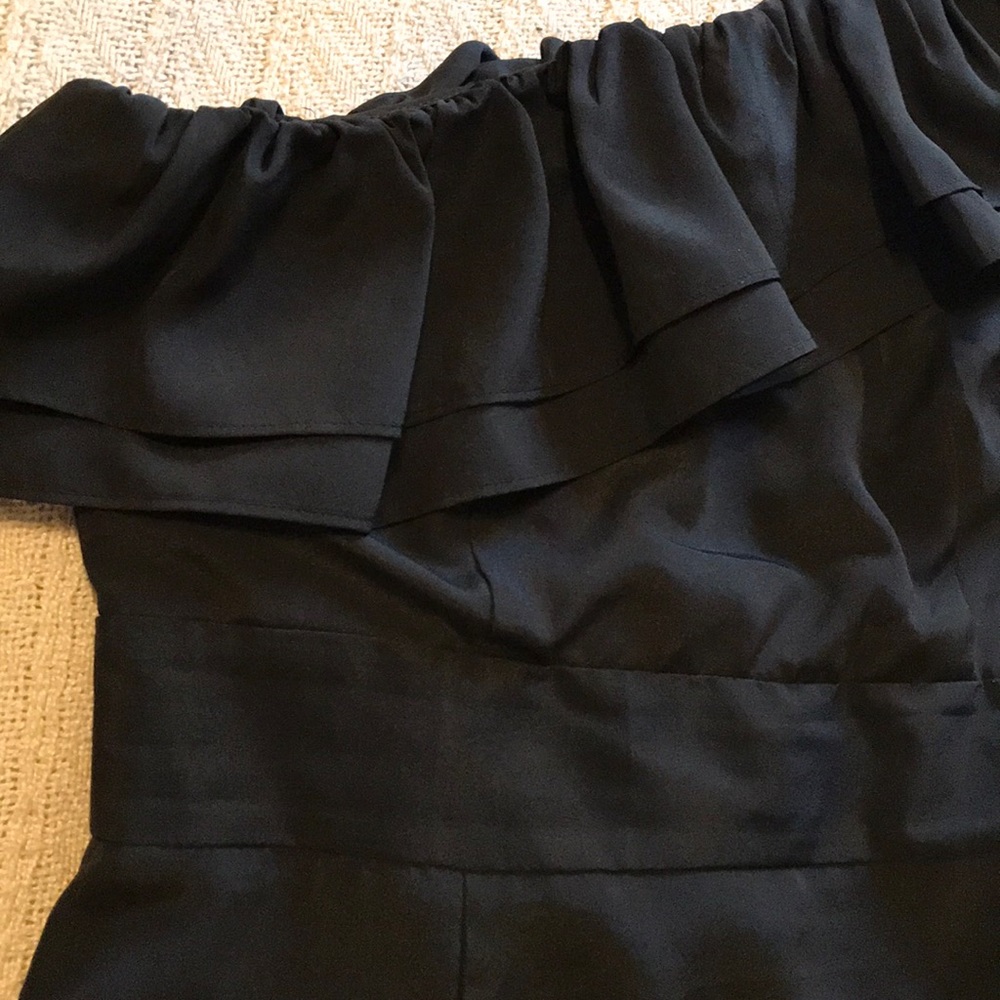 BLACK DRESS - Picture 2 of 4